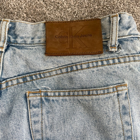 Calvin Klein Vintage Straight Leg Jeans - Picture 6 of 6